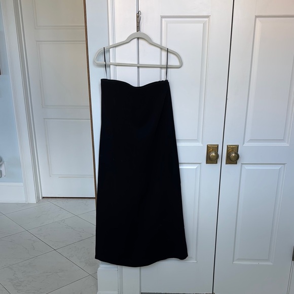 Tuckernuck Elegant Black Strapless Midi Dress - Picture 1 of 1
